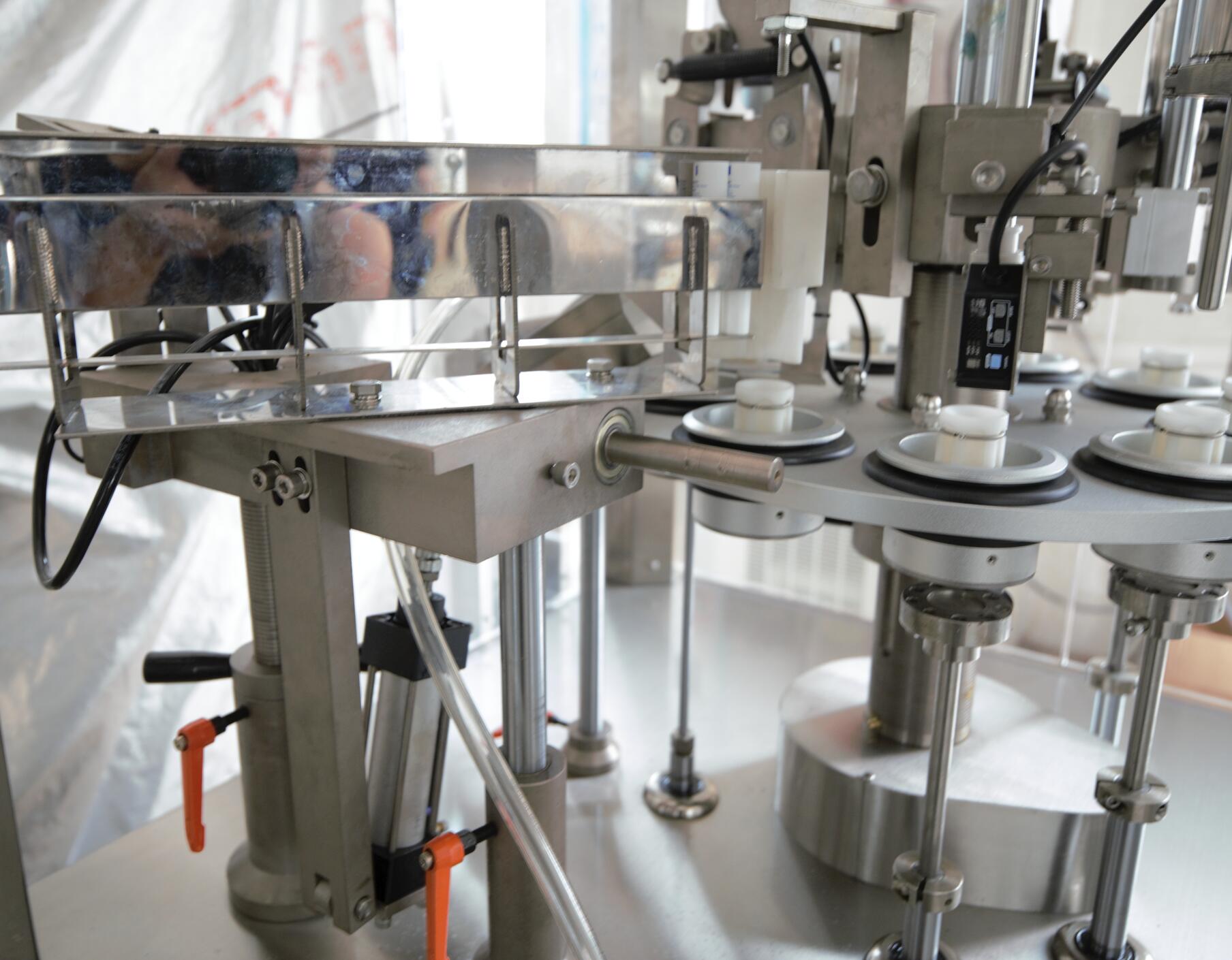 ZHY-60YL Small Tube Filling And Sealing Machine